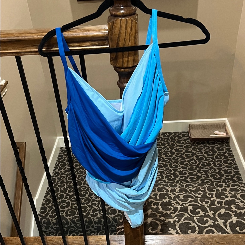 Blue Gradient Women's 2XL One Piece Swimsuit C517